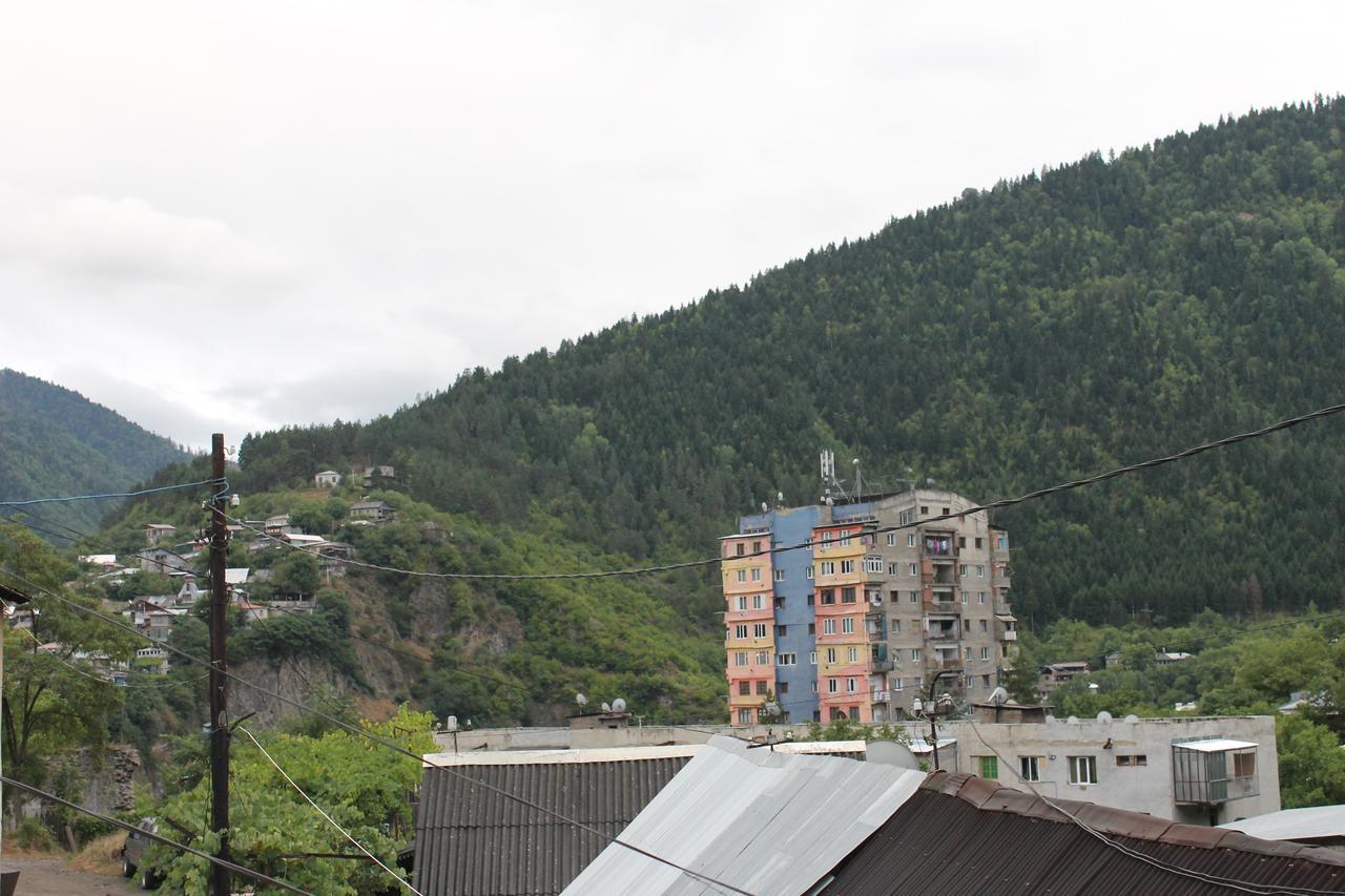 Mariko Hotel Bordzjomi Buitenkant foto