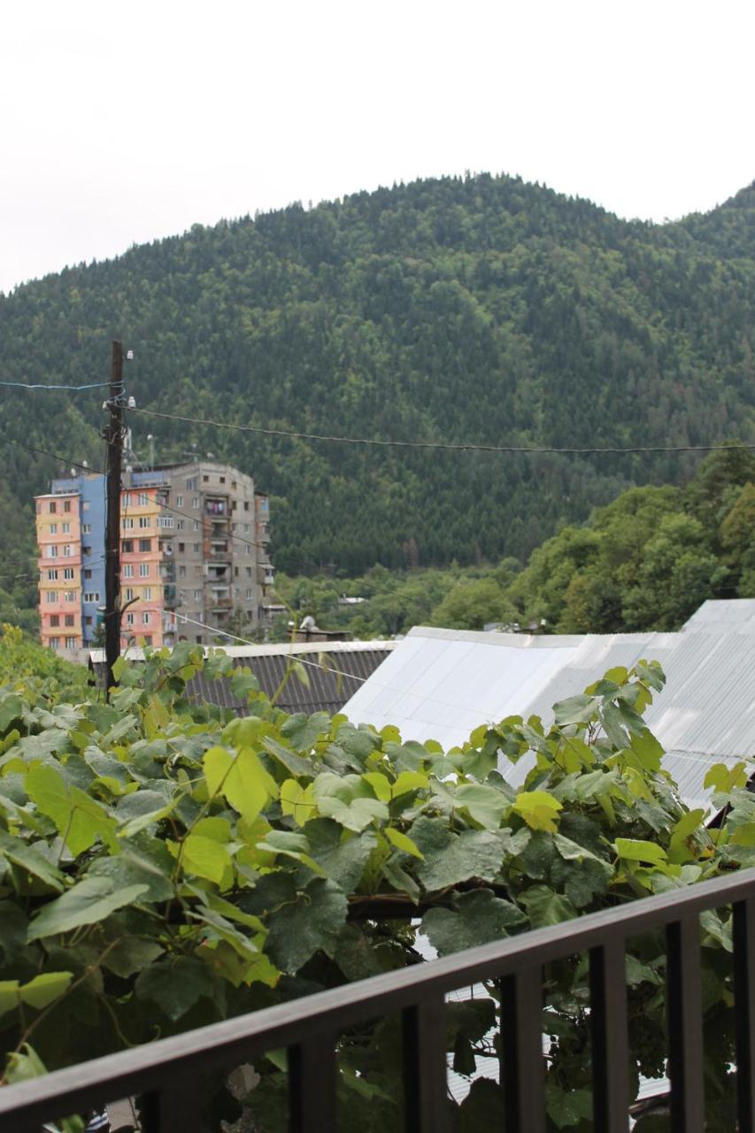 Mariko Hotel Bordzjomi Buitenkant foto