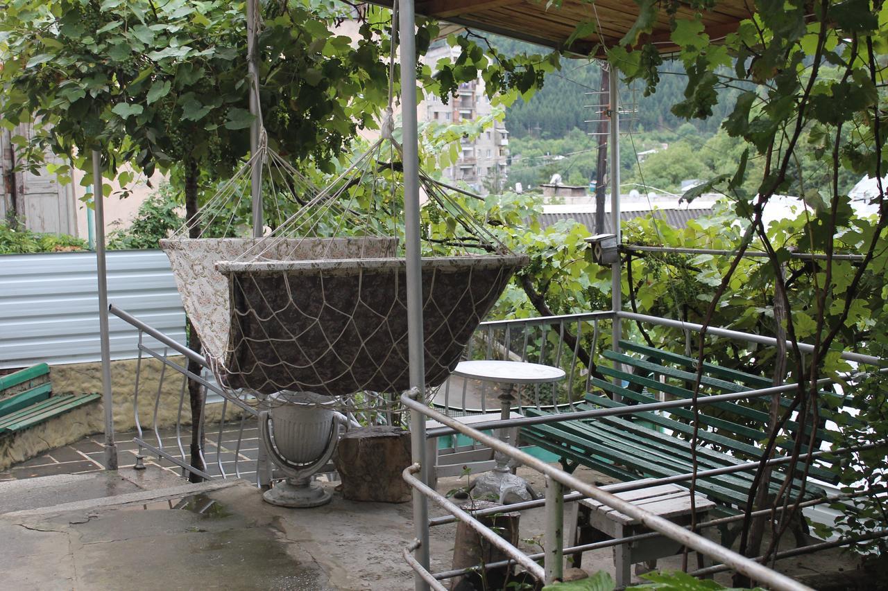 Mariko Hotel Bordzjomi Buitenkant foto